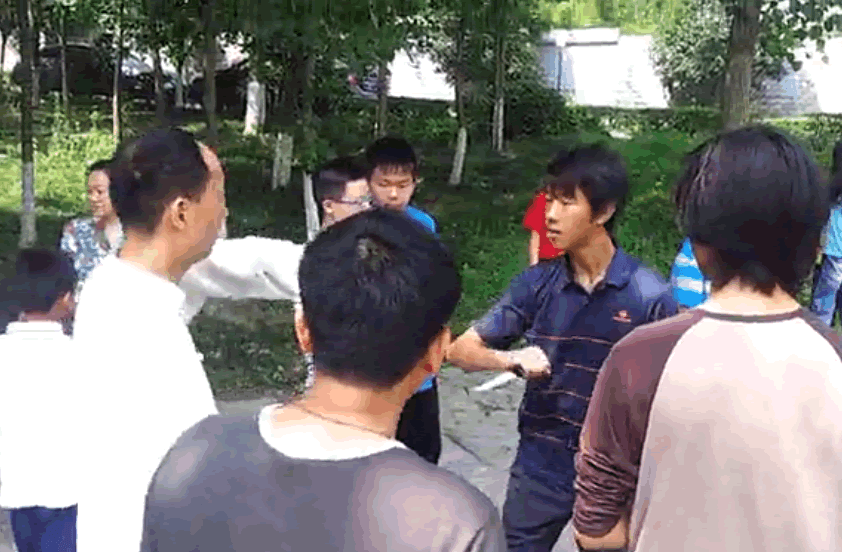 太极罗老师空手夺刀