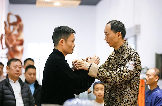 太极之推手劲粘手劲