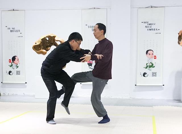 太极之初学拳架要领圆裆开胯